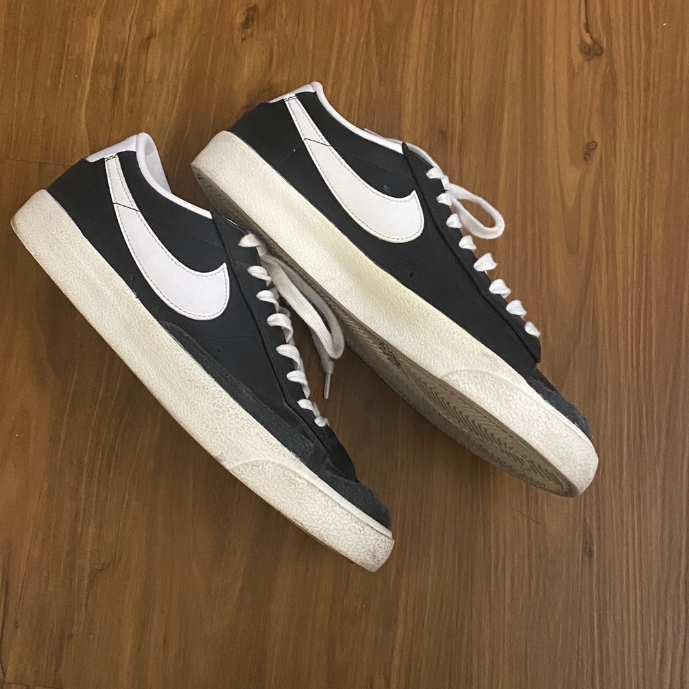 Nike Black and White Men's Sneakers